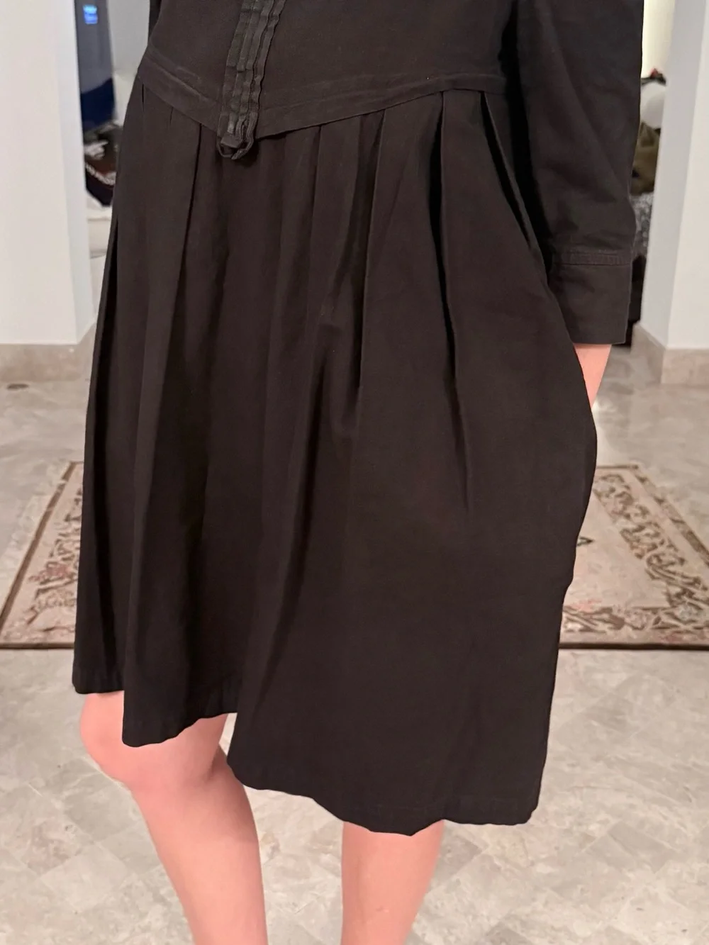 Black Pleated Women's Skirt
